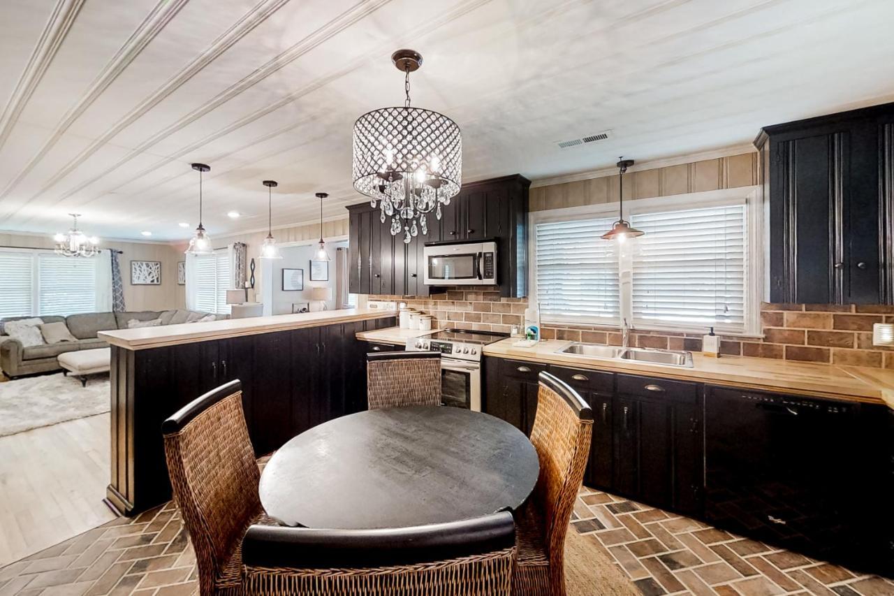 Little River Waterway Cottage Retreat Exterior foto